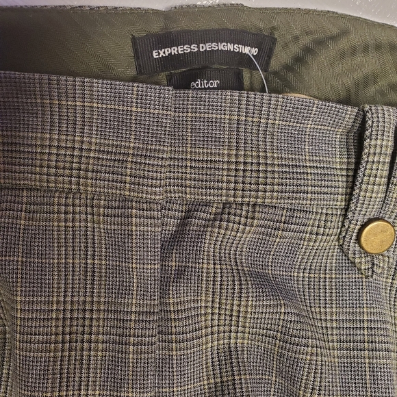 Pants - Picture 4 of 4